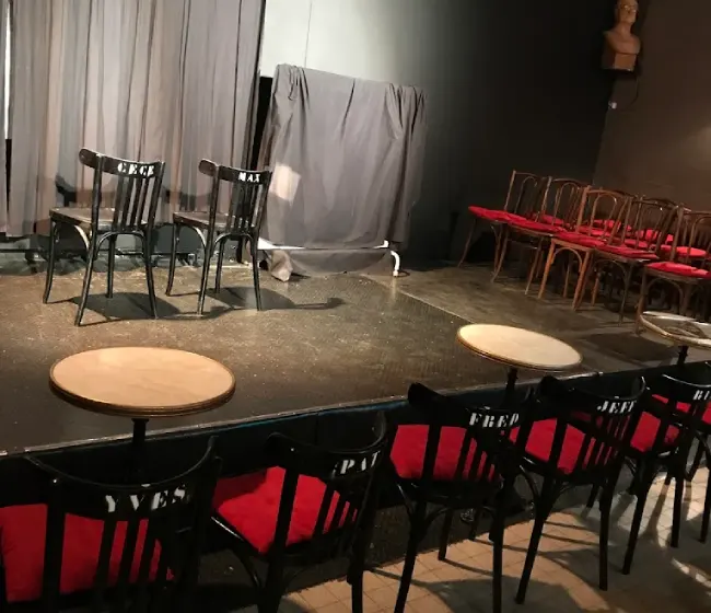 L&rsquo;Accessoire Café Theatre