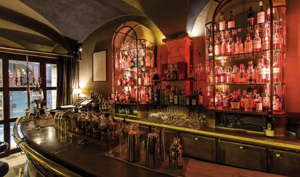 Bar de la Cour des Loges