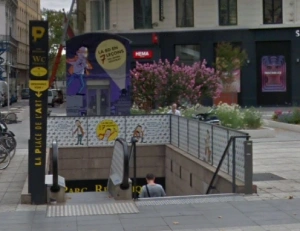 Public toilets in the basement, at 1 Place de la République