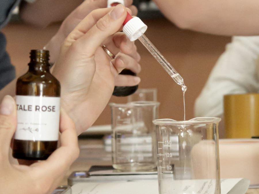 Atelier bougie naturelle et fleurie à Lyon (69)