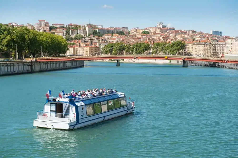Croisière touristique guidée