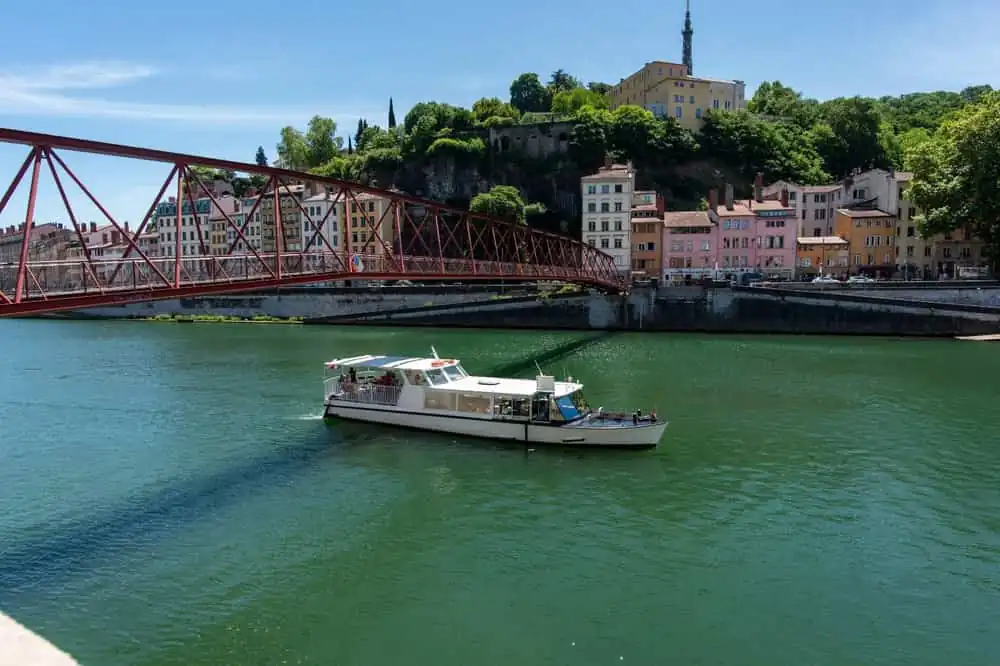 L’Échappée sur la Saône matinale – Découvrez Lyon au fil de l’eau en bateau