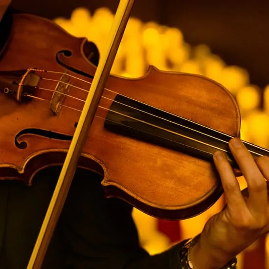 Candlelight: A tribute to Ariana Grande