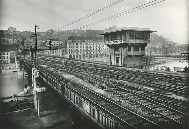 Visite de l&rsquo;ancien poste d&rsquo;aiguillage de Lyon-Perrache 1 par l&rsquo;association Rails et histoire – Journées du Patrimoine 2026