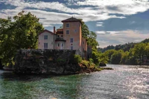 L’Échappée sur la Saône matinale – Découvrez Lyon au fil de l’eau en bateau